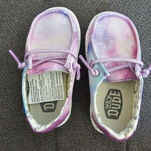 NEW Size 7 Toddler Hey Dude Shoes